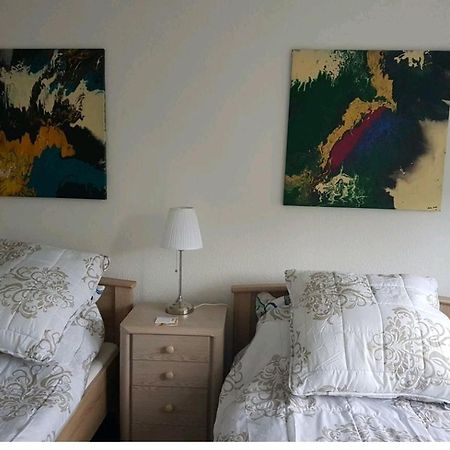 Nette,Kleine Wohnung In Gute Lage إسن المظهر الخارجي الصورة