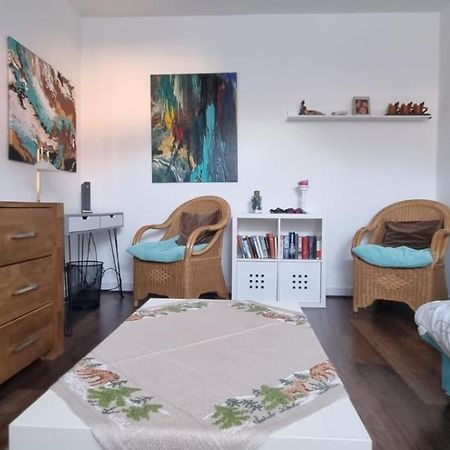 Nette,Kleine Wohnung In Gute Lage إسن المظهر الخارجي الصورة