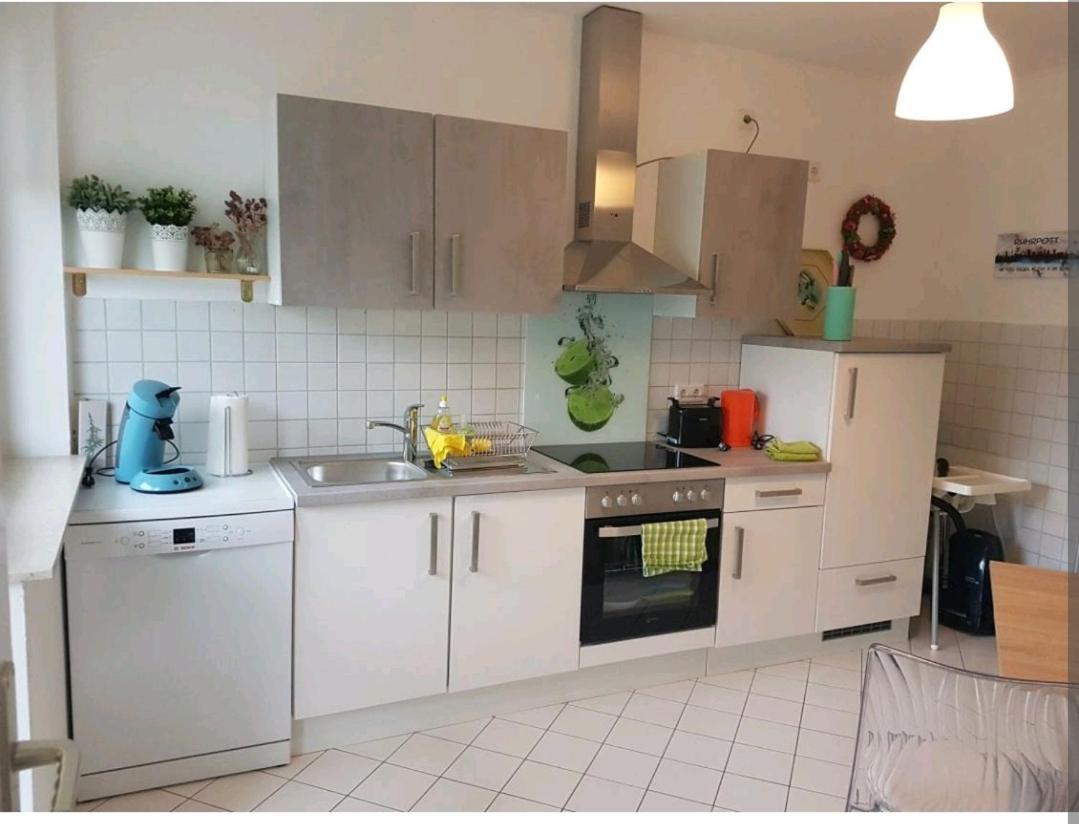 Nette,Kleine Wohnung In Gute Lage إسن المظهر الخارجي الصورة