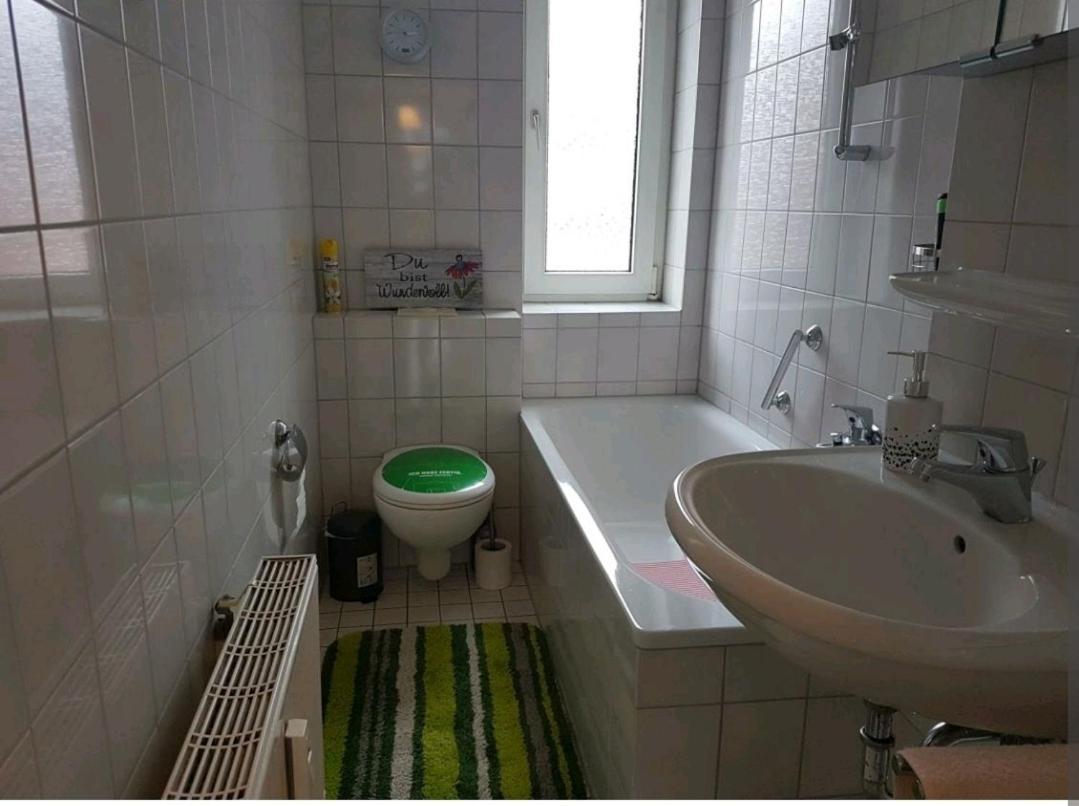 Nette,Kleine Wohnung In Gute Lage إسن المظهر الخارجي الصورة