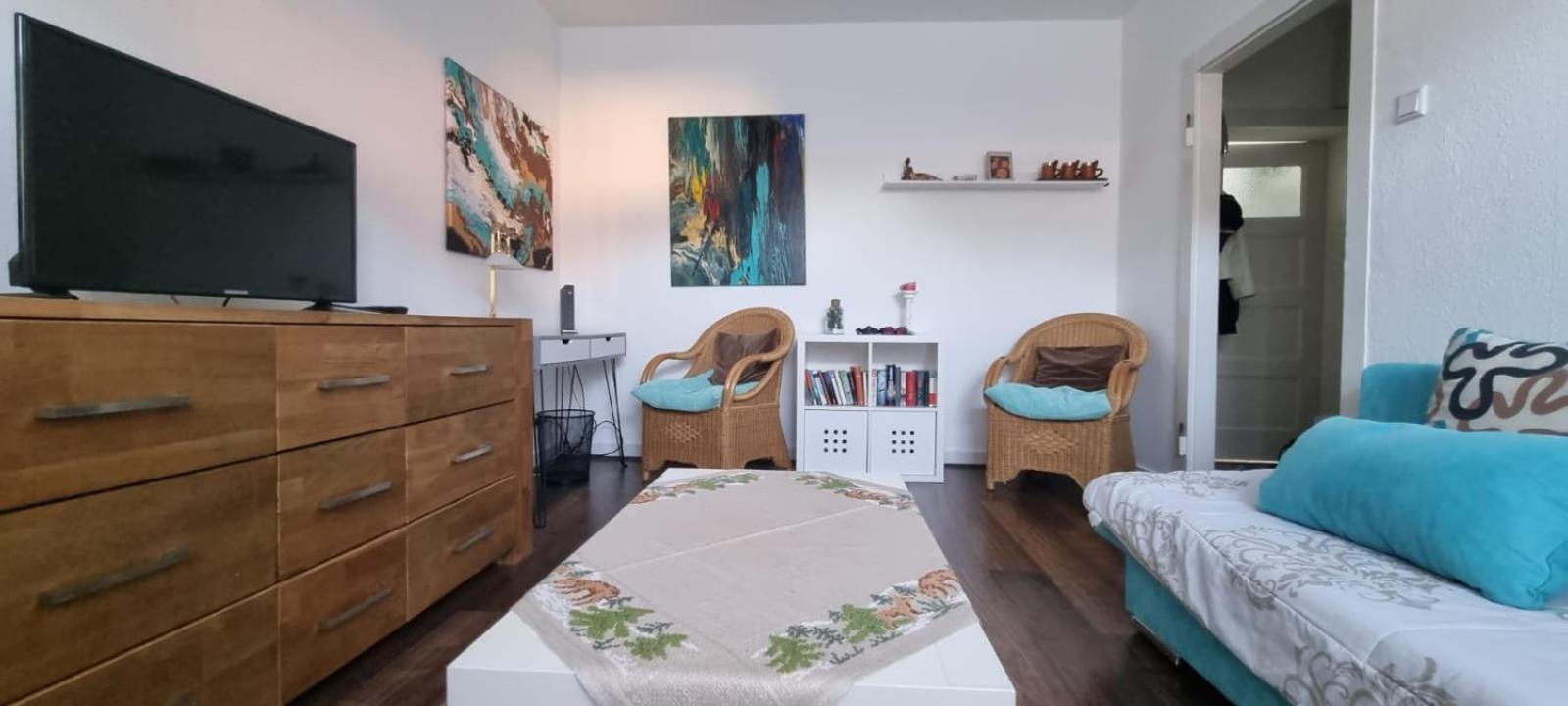 Nette,Kleine Wohnung In Gute Lage إسن المظهر الخارجي الصورة